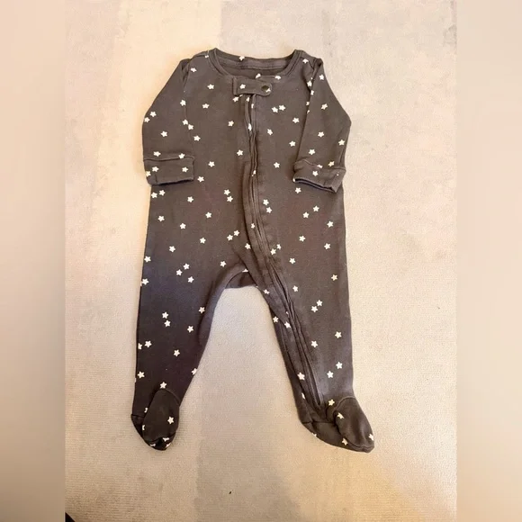 GAP Baby Essentials Set - - Picture 2 of 11